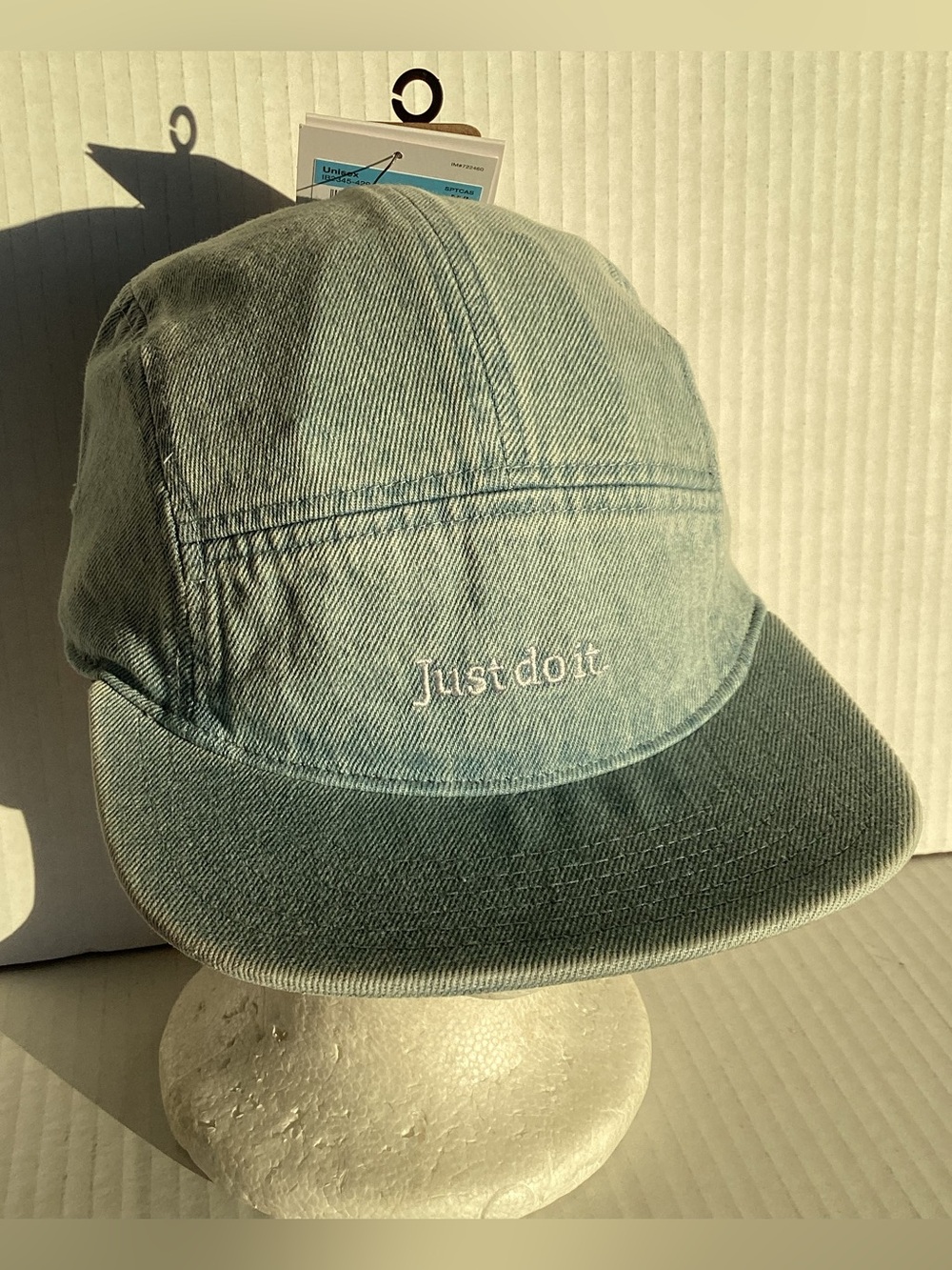 Nike unstructured denim 5-panel adjustable hat size M/L NWT